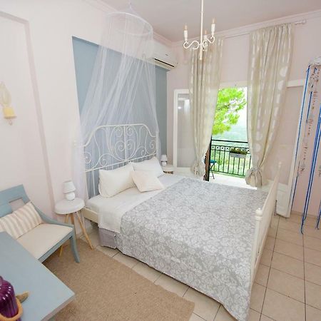 Aurora Apartment Corfu Pelekas Eksteriør bilde